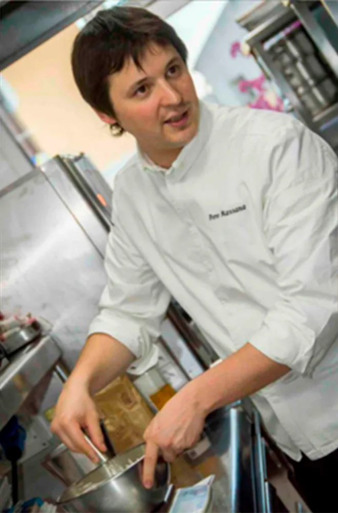 Chef Pere Massana, de Cal Pere del Maset, en la cocina