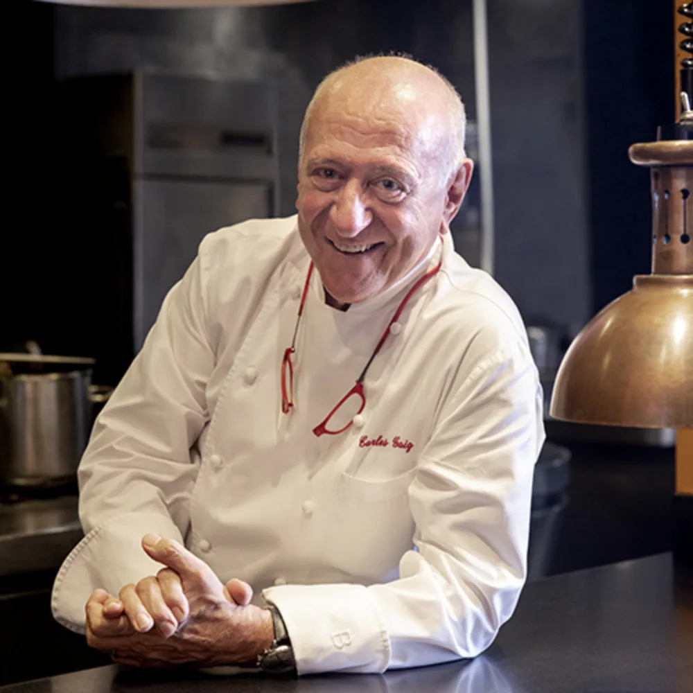 Chef Carles Gaig, de Petit Comitè, en la cocina