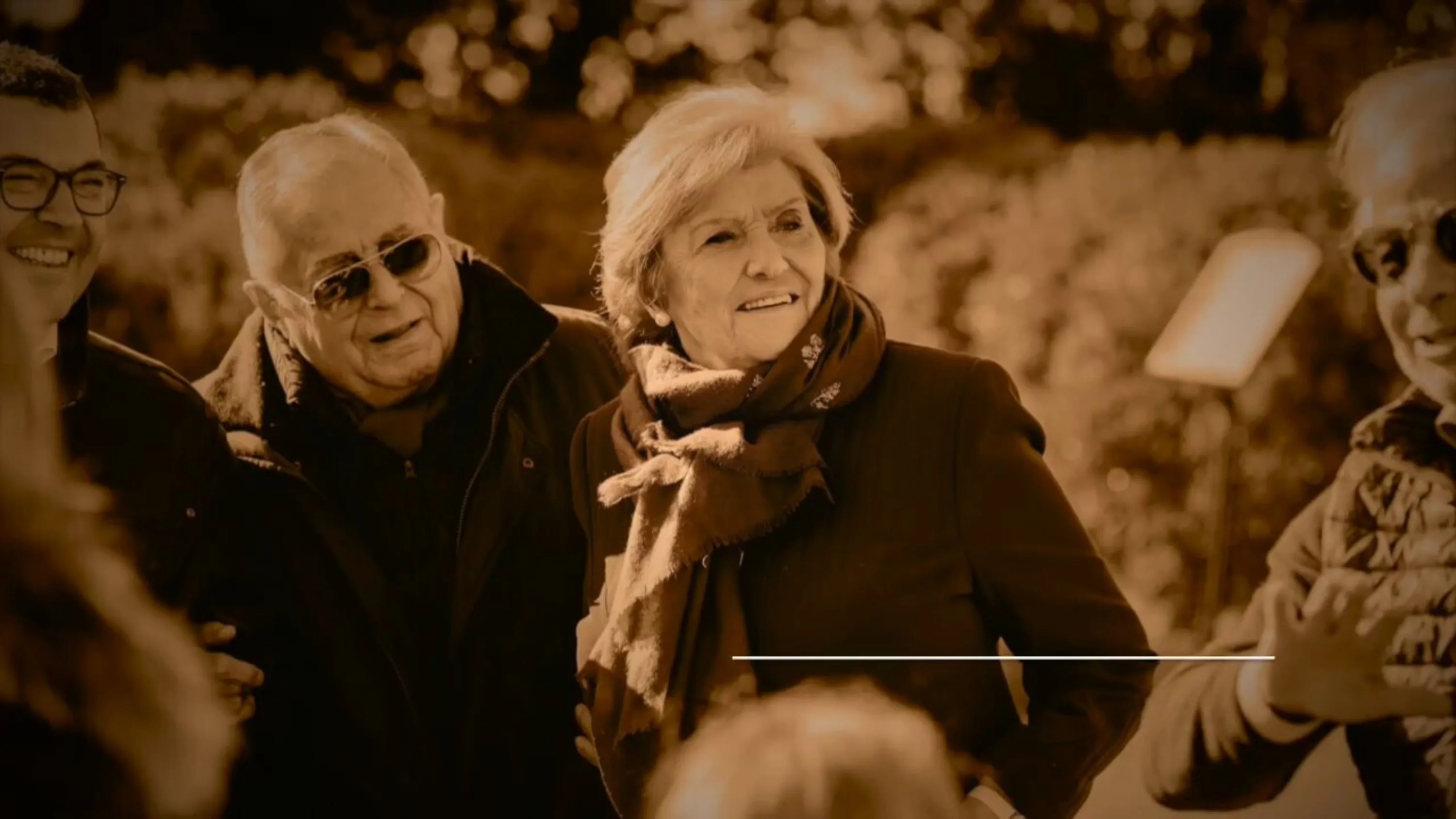 Winegrower couple in a Corpinnat moment